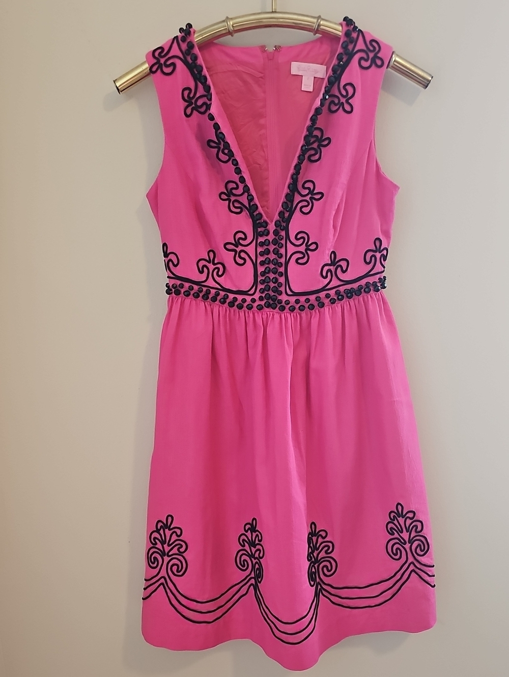 Lilly Pulitzet ALEXANDRA beadedb Applique Sleeveless Pink Size 2 V-Neck Dress